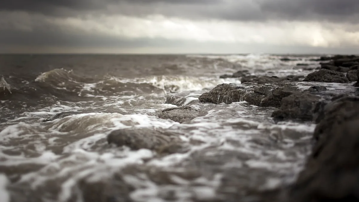 waves crashing against rocks